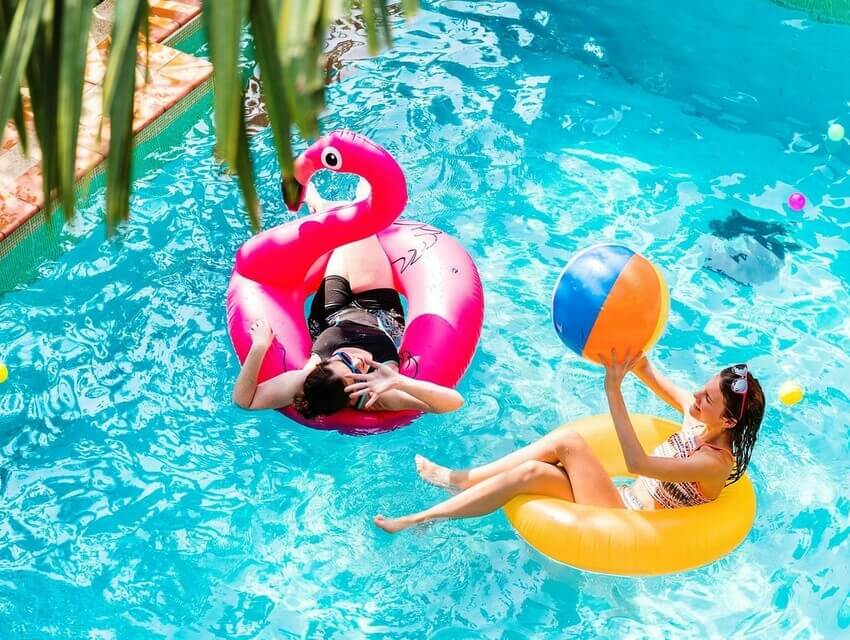 Отдых в бассейне 8rQk8_croper_ru-2.jpeg