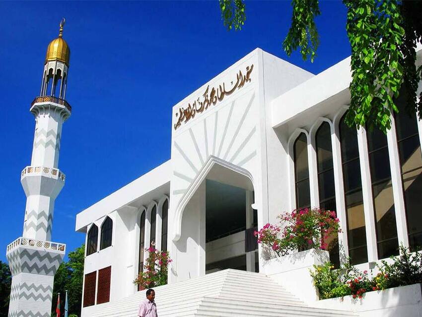 Мечеть Великой Пятницы на Мале mechet-velikoy-pyatnitsyi-v-male-islamskiy-tsentr-na-maldivah-1-2.jpg