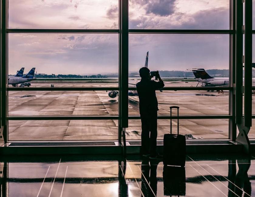 Әуежайда виза photo-1464038008305-ee8def75f234-2.jpg