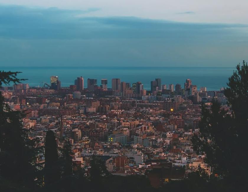 Барселона photo-1576668440035-4c9ed5b3e1e6-2-min.jpg