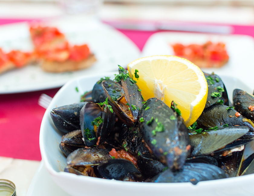 Жыныс мүшесінің басын сүю фотосы Автобуста жыныстық қатынасқа түскен видео