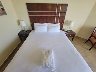 Standard Room / Pool View / Sea View