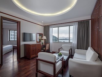 Deluxe Suite Ocean View