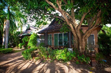 Raylay Deluxe Cottage