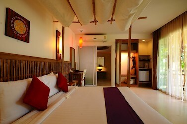 Raylay Deluxe Cottage