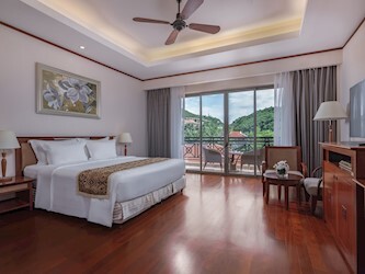 Grand Deluxe Room