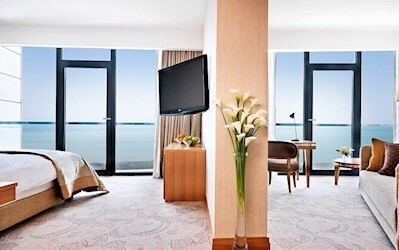 Джуніор Сюїт