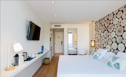 Superior Room Pool View