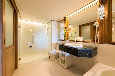 Junior Suite Thani Wing