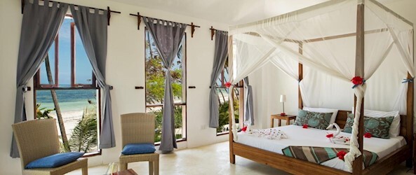 Ocean Front Two Rooms Bungalow