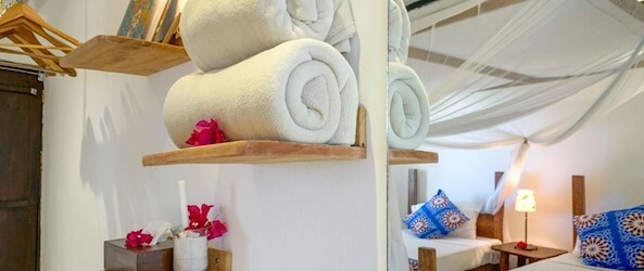 Ocean Front Two Rooms Bungalow