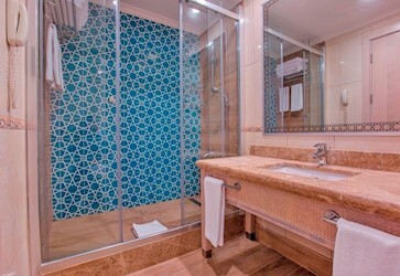 Family Room Land View