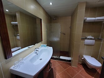 Superior Family Sea Side View