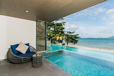 Private Pool Beach Front