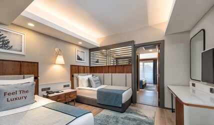 Family Room Sea Side View with 1 Bathroom