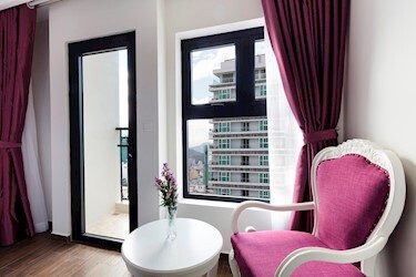 Premier City View with Balcony