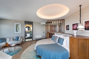 Standard Deluxe Room