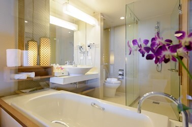 Junior Suite Ocean Front Thani Wing