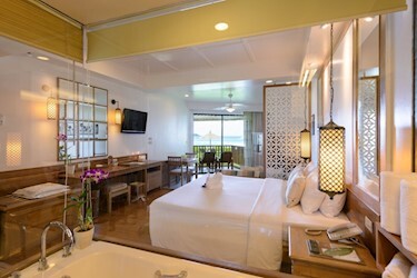 Junior Suite Ocean Front Thani Wing