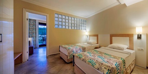 Family Room Land View