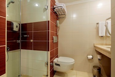 Family Room Land View