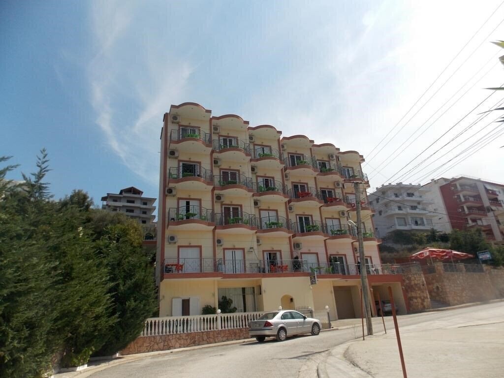 Отель Piter Beach Apartments 3*