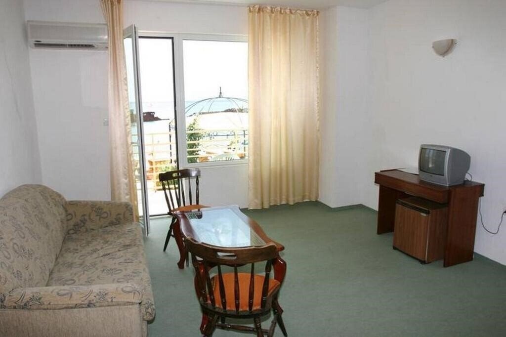 Картинка Harmony Beach 2*