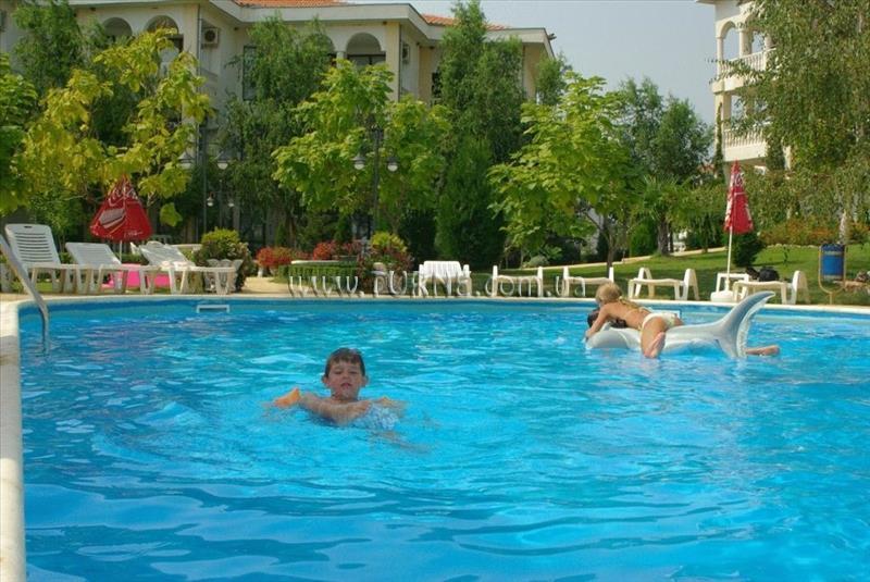 Отель Aparthotels South Coast 3*