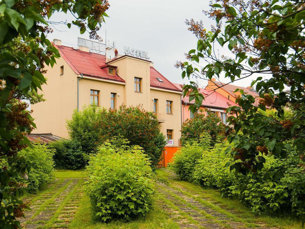 Готель Hotel 51 3*