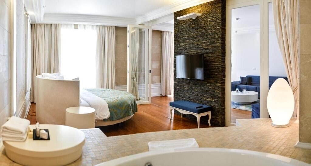 Фото Splendid Conference & SPA Beach Resort 5*