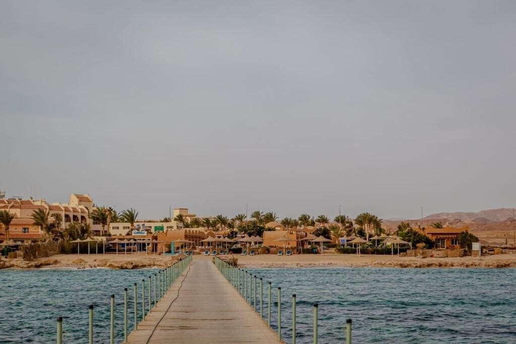 Готель Silver Beach Redsea Resort 3*