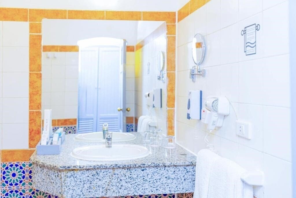 Фотографія Protels Beach Club & SPA Resort (ex. Bliss Marina Resort, Bliss Marina Beach Resort) 4*