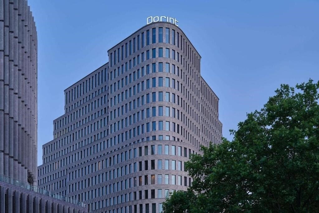 Готель Sofitel Berlin Kurfurstendamm 5*