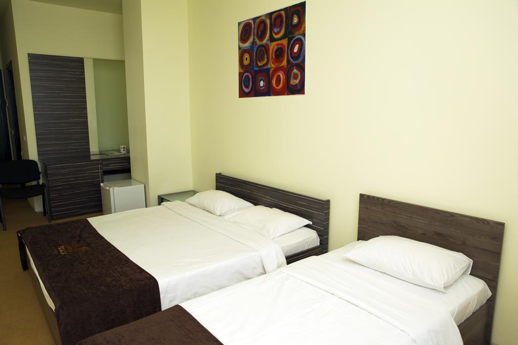 Фотографія Plaza 3*