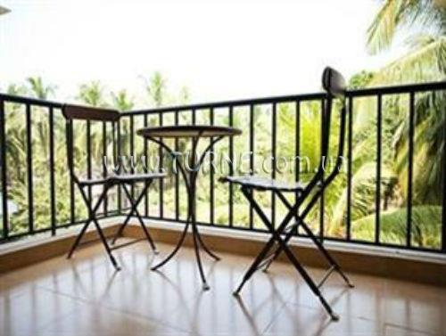 Отель The Treehouse Blue 3*