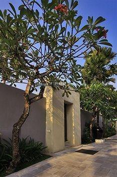 Фотографія Seminyak Suite Private Villa 3*