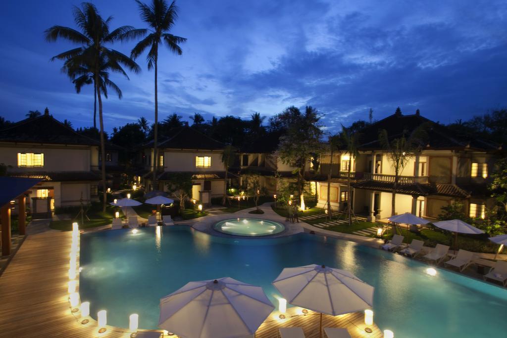 Готель Grand Whiz Nusa Dua 4*