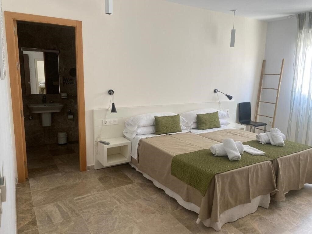 Фотографія Hotel Senderos 3*