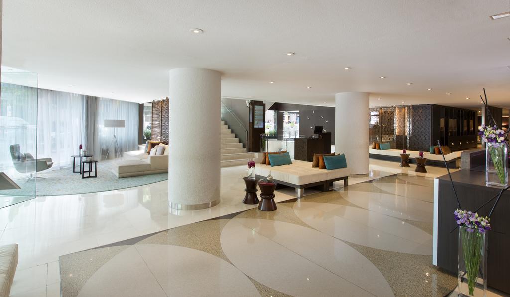 Готель Ac Diplomatic 5*