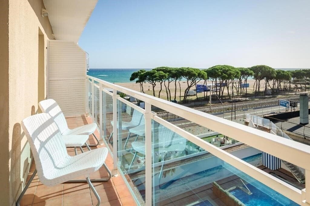 Зображення Alegria Maripins 4*