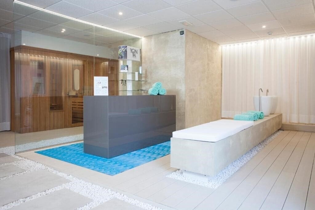 Фотографія Fenix Torremolinos - Solo Adultos 4*