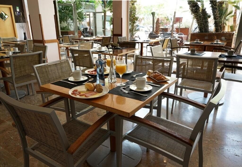 Изображение Port Sitges Resort 4*