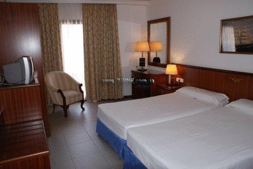 Картинка Hostal D'es Trajo 2*