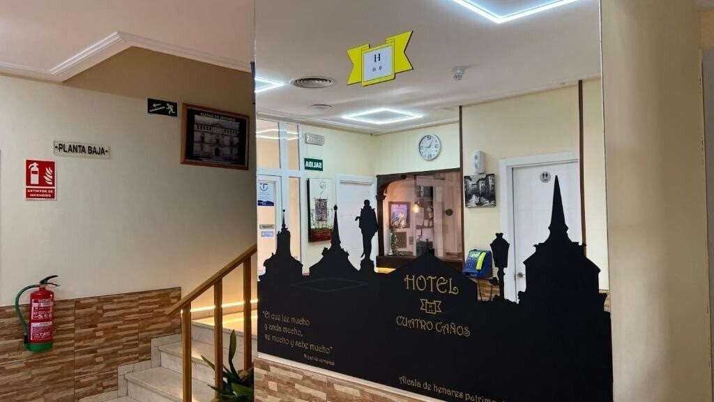 Зображення Cuatro Canos 2*