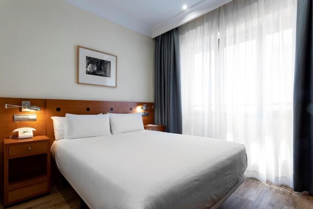 Готель Petit Palace Cliper Gran Via 3*