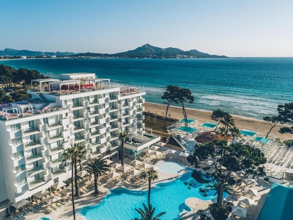 Отель Iberostar Alcudia Park 4*