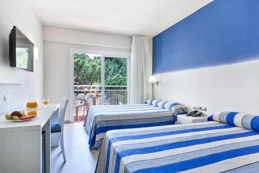 Фотографія Best Oasis Park Hotel 4*