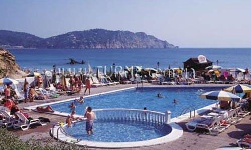 Фотографія Hotel Invisa Figueral Resort 3*