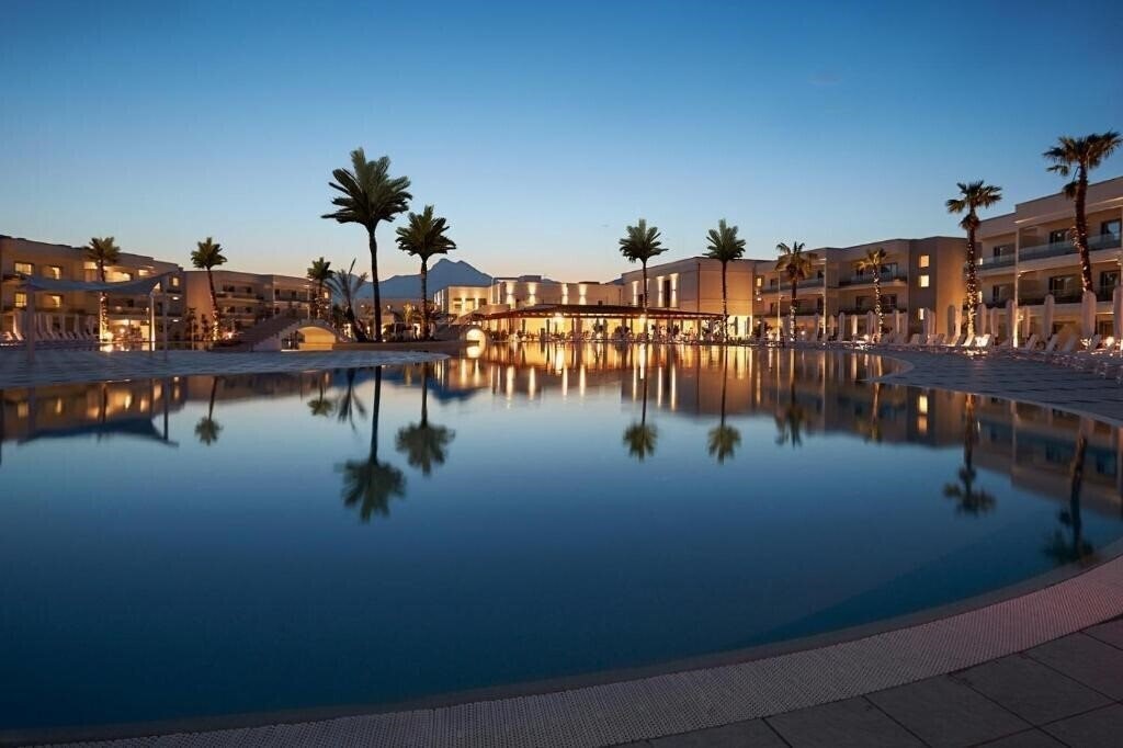 Зображення Maritim Resort 5*