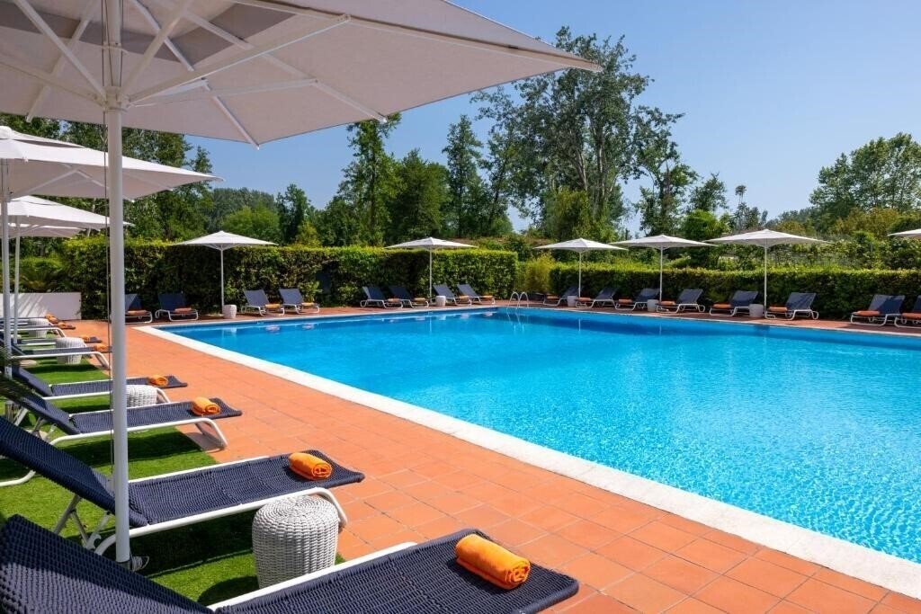 Готель Una Hotel Forte Dei Marmi 4*